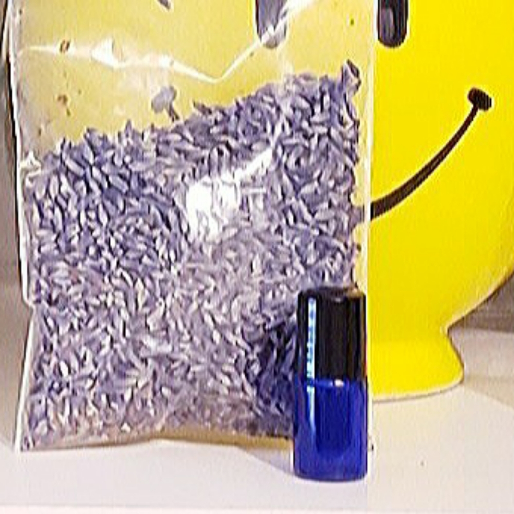 🌍Pure Essential Lavender Oil with Lavender Flower